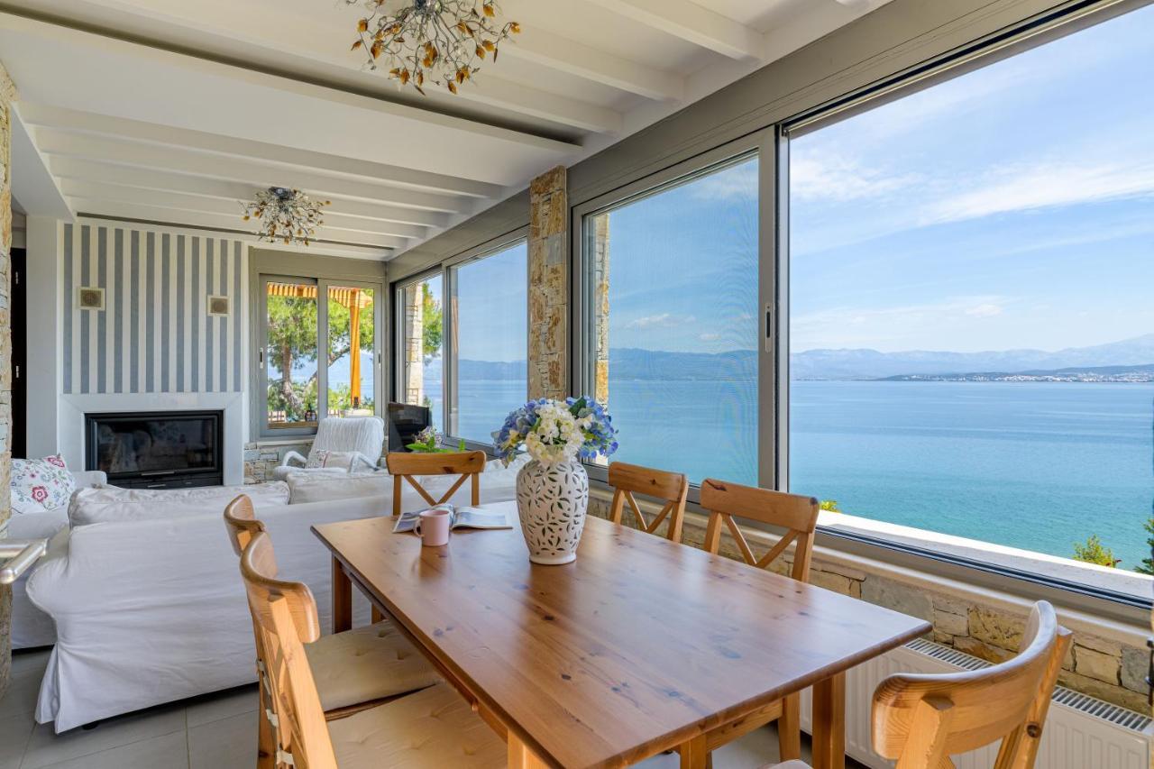 Crystal Beach Villa Chalkida Ngoại thất bức ảnh