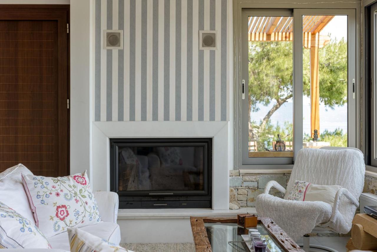 Crystal Beach Villa Chalkida Ngoại thất bức ảnh
